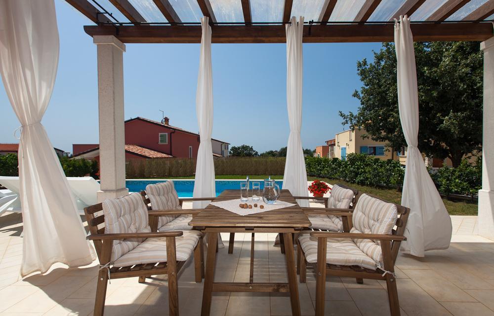 Vilanija Villa